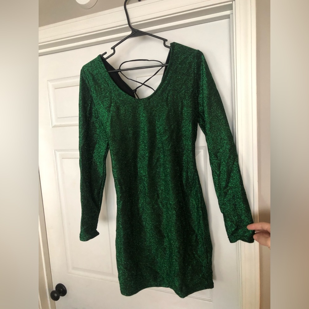 Bodycon criss cross back formal dress; size large